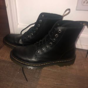 Like New Dr.Martens Boots